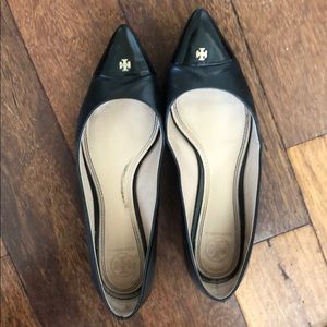 Pointy toe Tory Burch flats